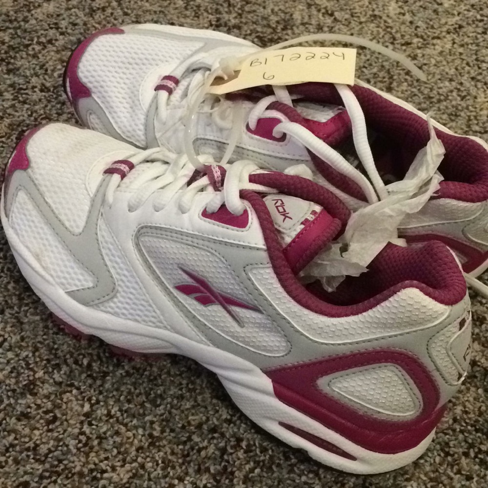 Reebok DMX Walking Shoes Size US 6 White Purple